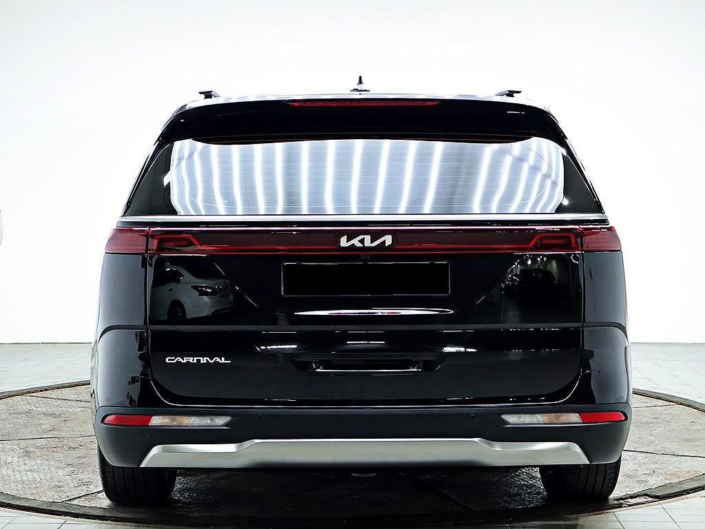 Kia Carnival — photo 03