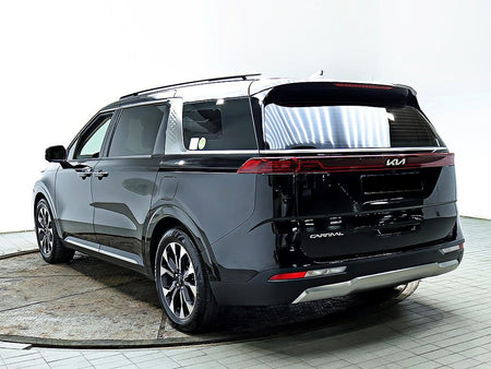 Kia Carnival — photo 04