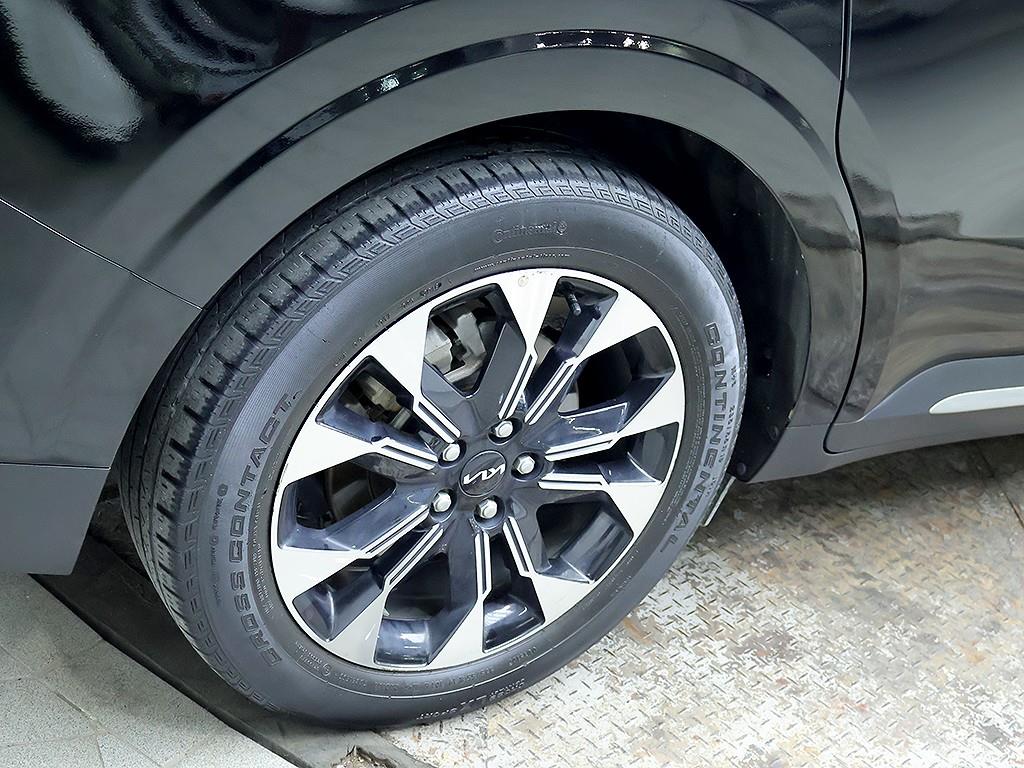 Kia Carnival — photo 08