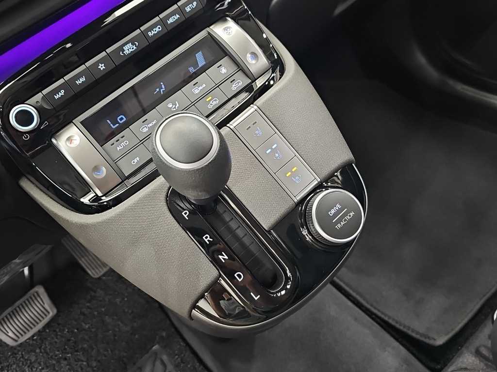 Hyundai Casper — photo 08