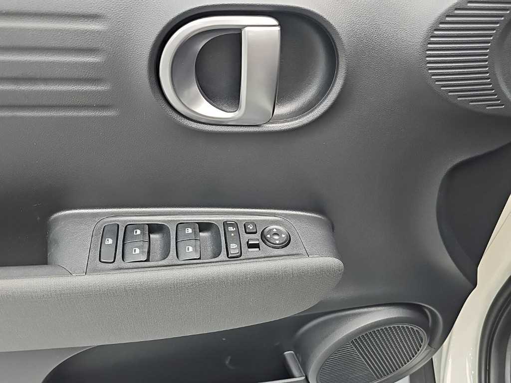 Hyundai Casper — photo 15