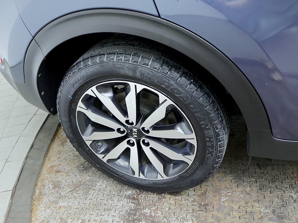 Kia Sportage — photo 08