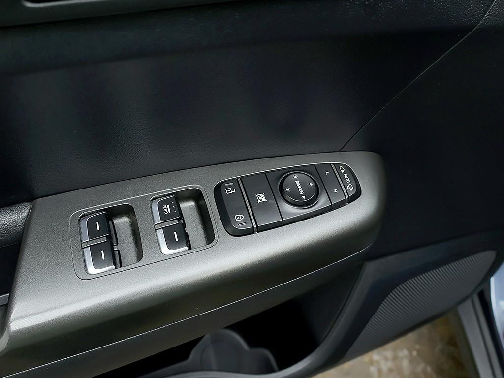 Kia Sportage — photo 13