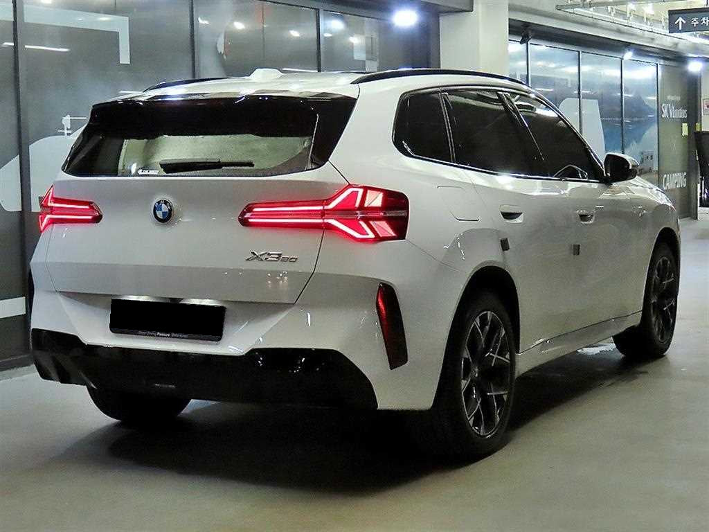 BMW X3 — photo 04