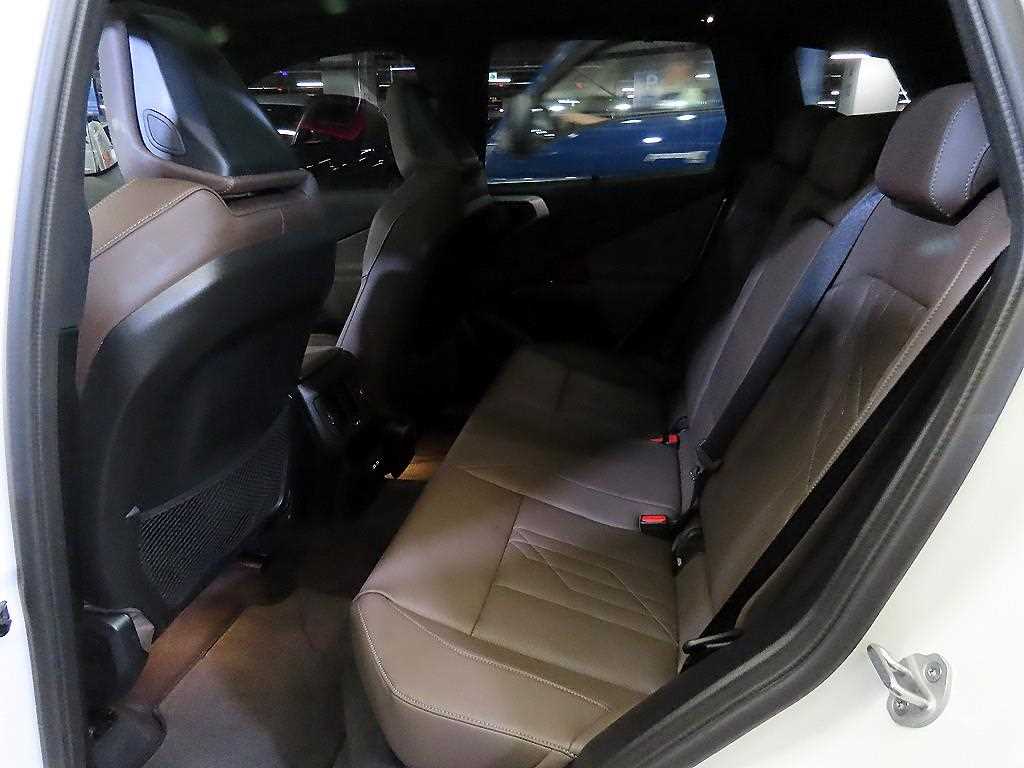 BMW X3 — photo 07