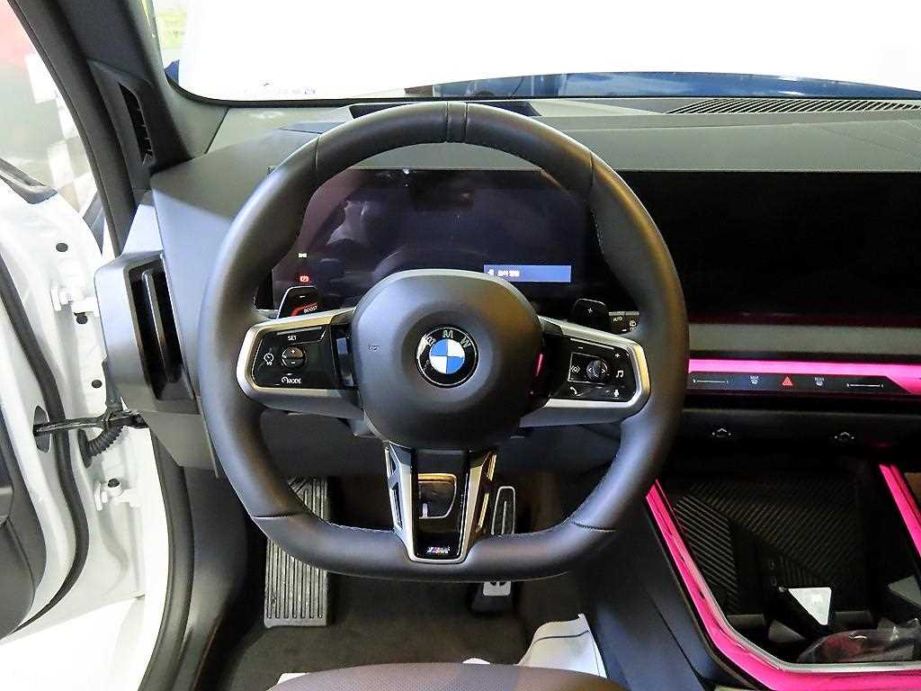 BMW X3 — photo 08