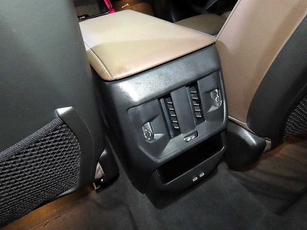 BMW X3 — photo 14