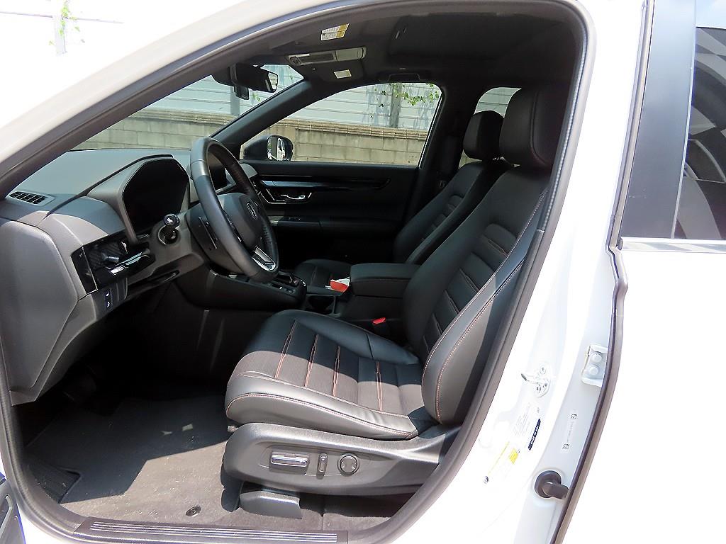 Honda CR-V — photo 05