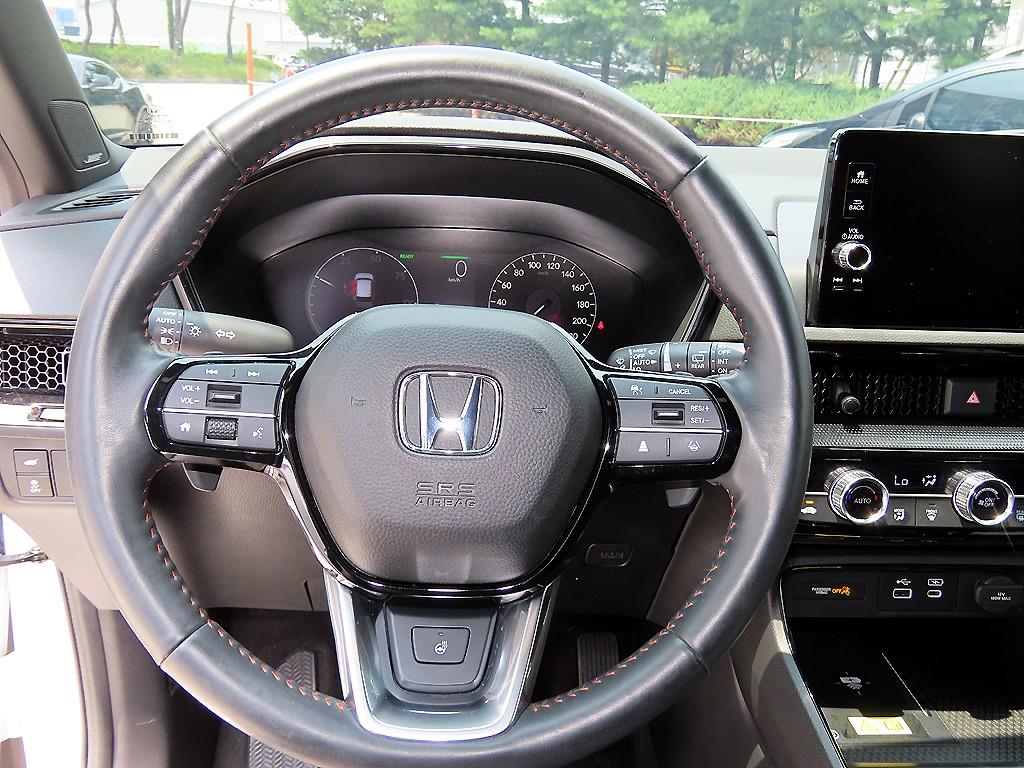 Honda CR-V — photo 08