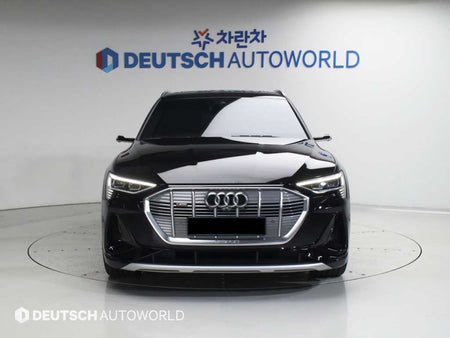 Audi e-tron — photo 03
