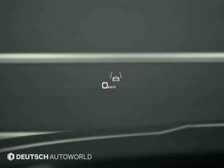 Audi e-tron — photo 17