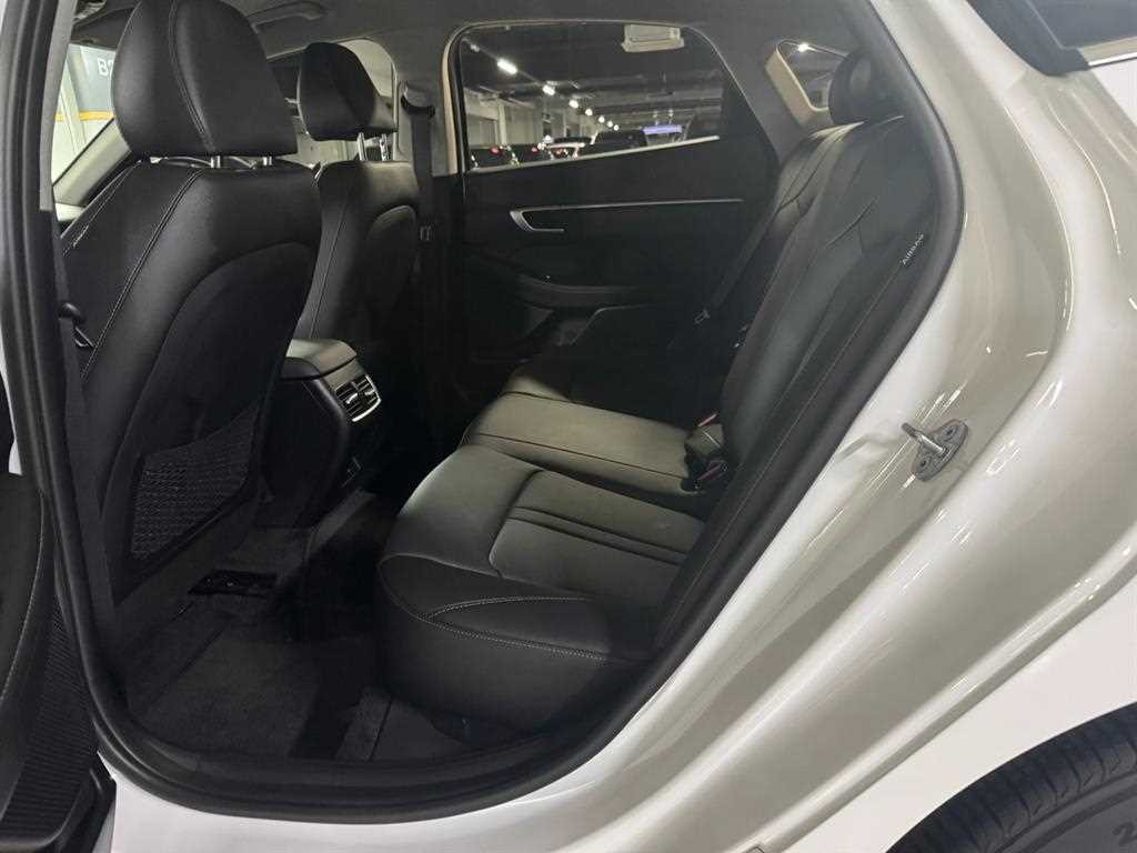 Hyundai Sonata — photo 05