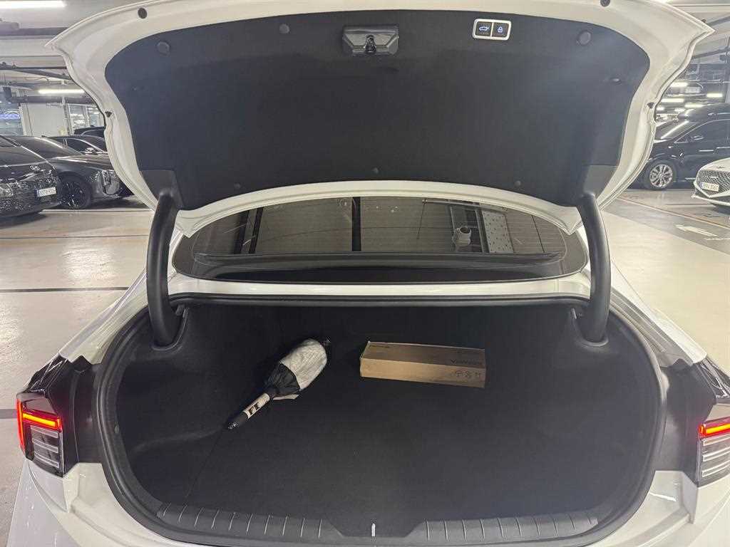 Hyundai Sonata — photo 14