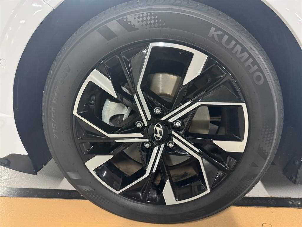 Hyundai Sonata — photo 16