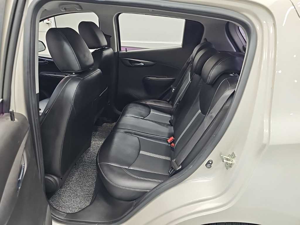 CHEVROLET Spark — photo 12