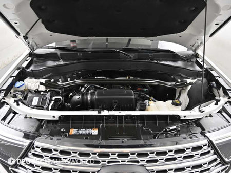 Ford Explorer — photo 06