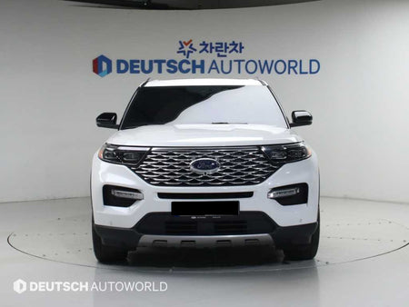 Ford Explorer — photo 03