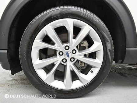 Ford Explorer — photo 05