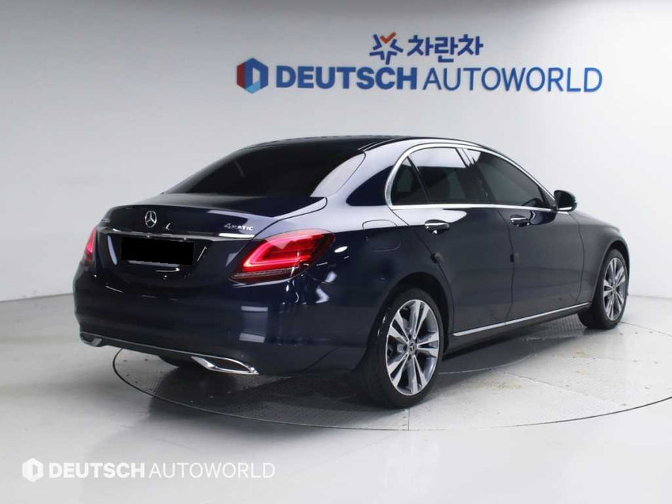 Mercedes-Benz C-Class — photo 02