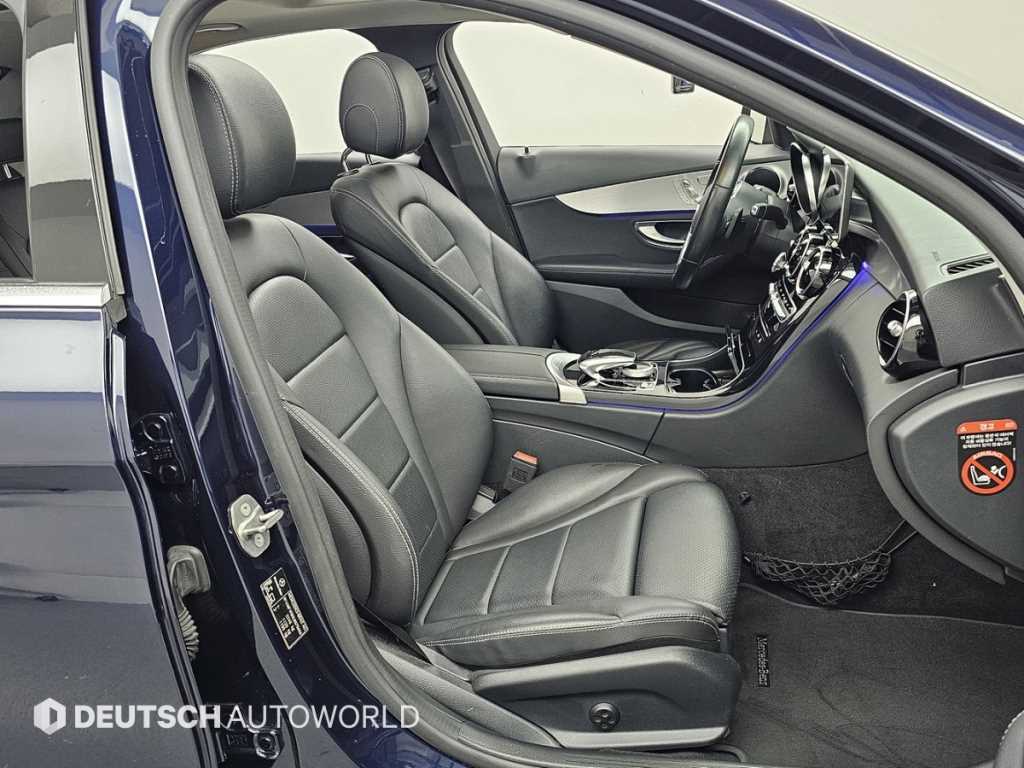 Mercedes-Benz C-Class — photo 10