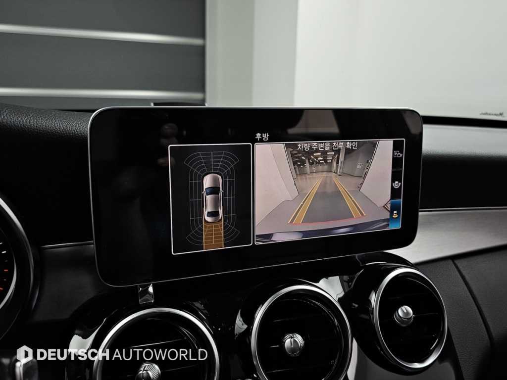 Mercedes-Benz C-Class — photo 15