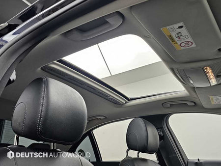 Mercedes-Benz C-Class — photo 18