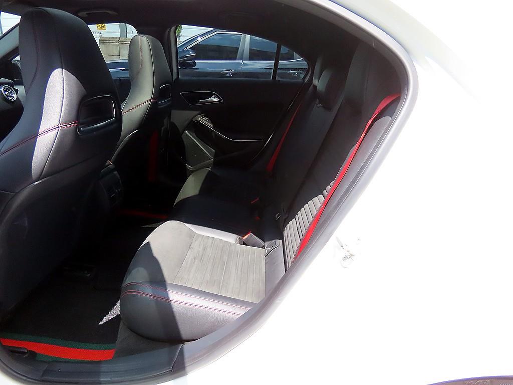 Mercedes-Benz A-Class — photo 06