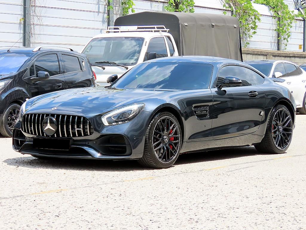 Mercedes-Benz AMG GT — photo 02