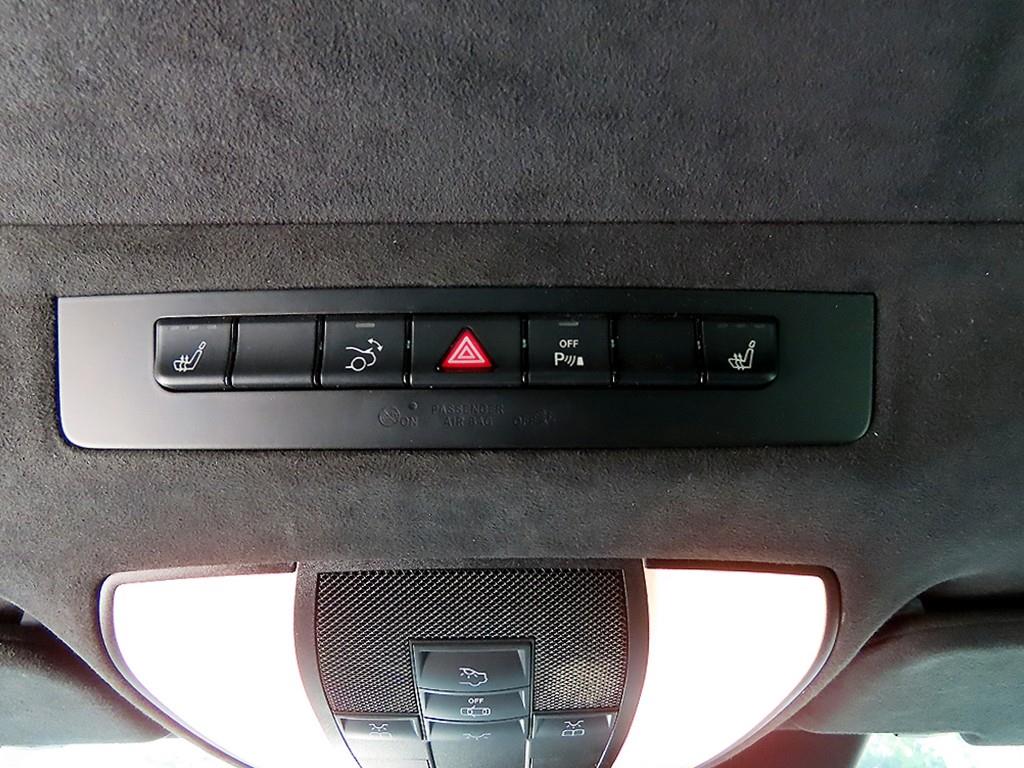 Mercedes-Benz AMG GT — photo 16