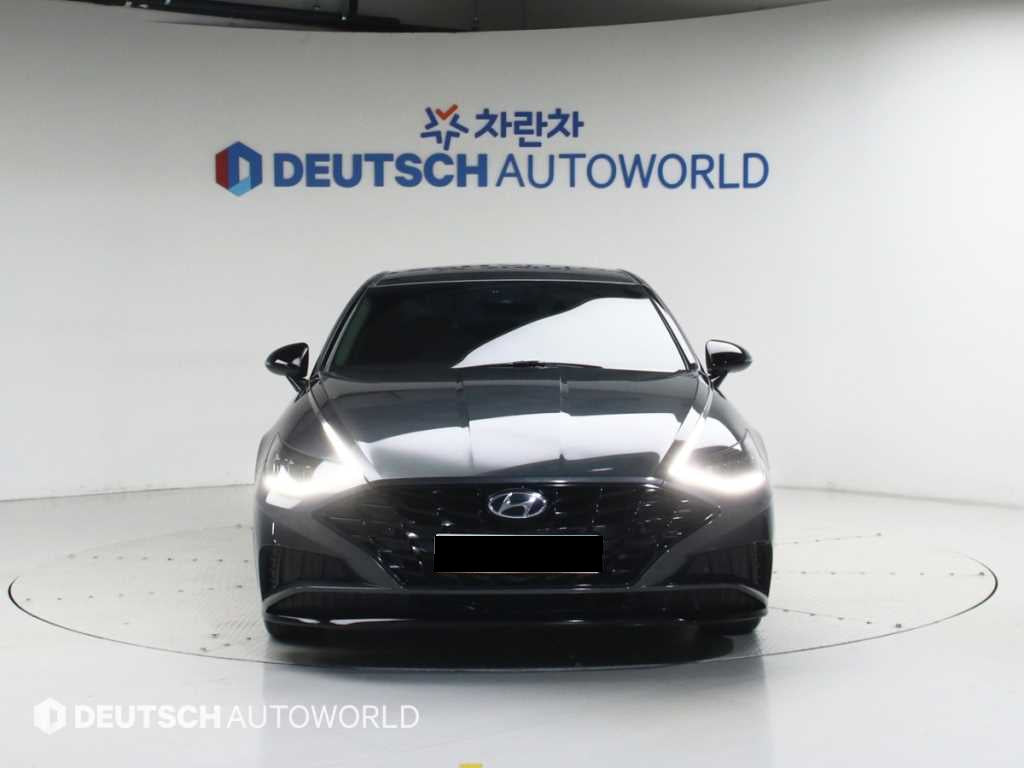 Hyundai Sonata — photo 03