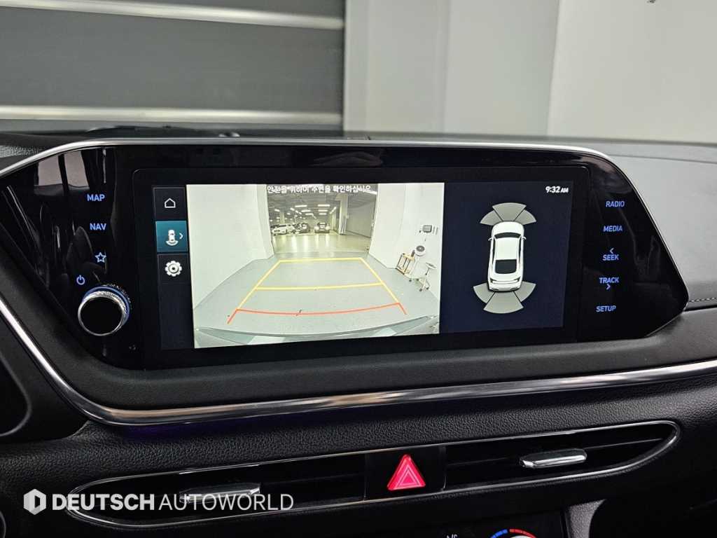 Hyundai Sonata — photo 15