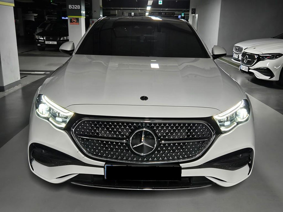 Mercedes-Benz E-Class — photo 01