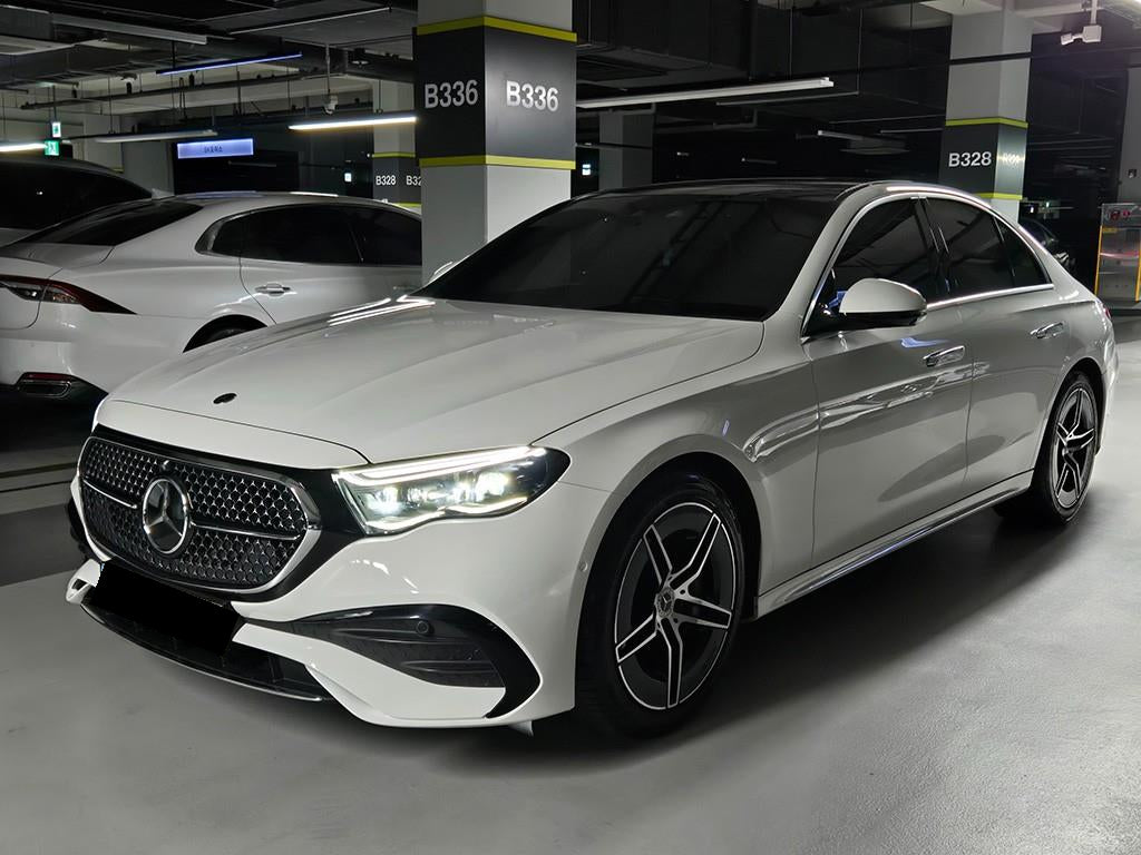 Mercedes-Benz E-Class — photo 02