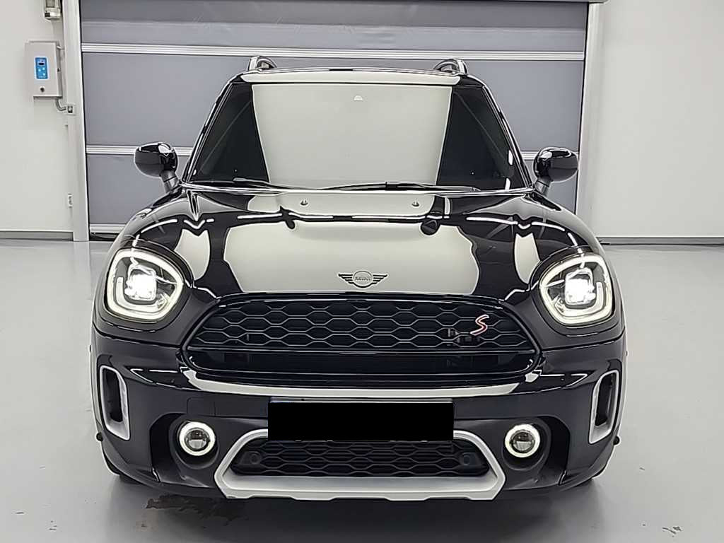 Mini Countryman — photo 02
