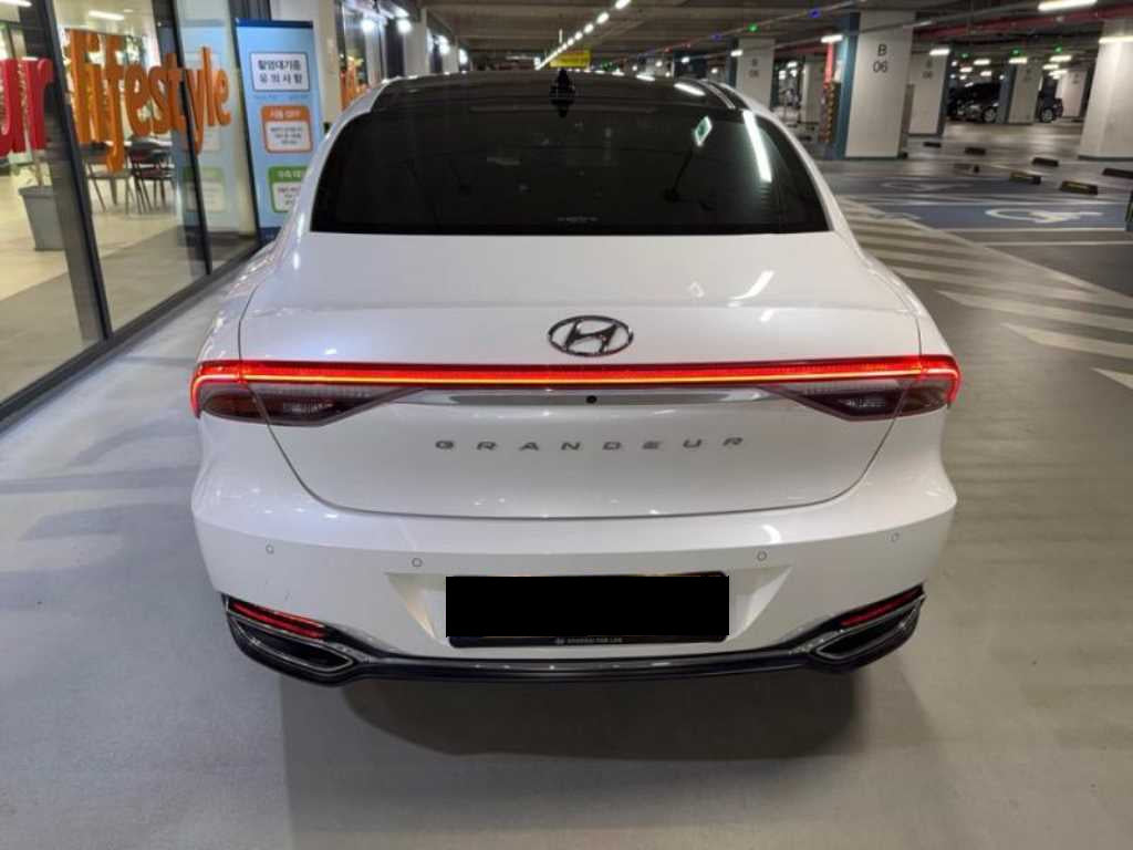 Hyundai Grandeur — photo 05
