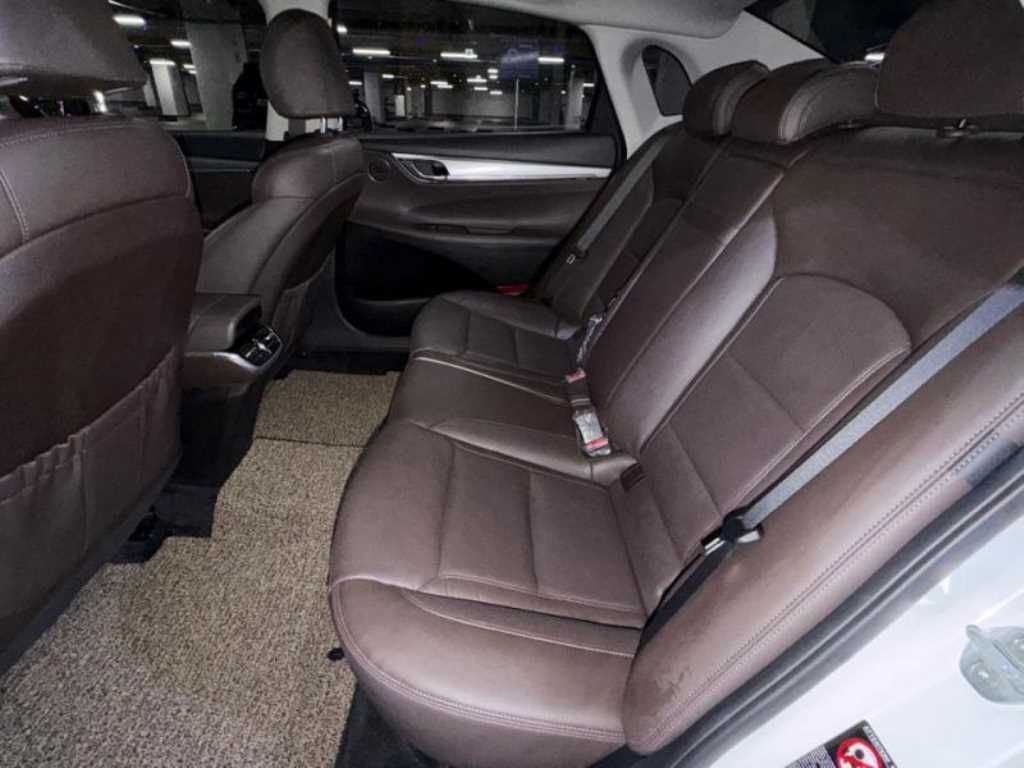 Hyundai Grandeur — photo 07