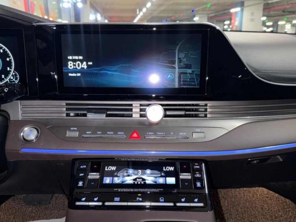 Hyundai Grandeur — photo 11