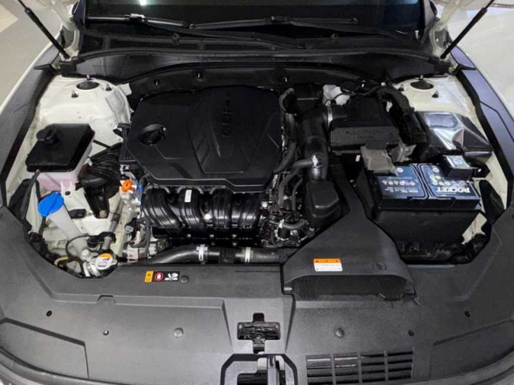 Hyundai Grandeur — photo 18
