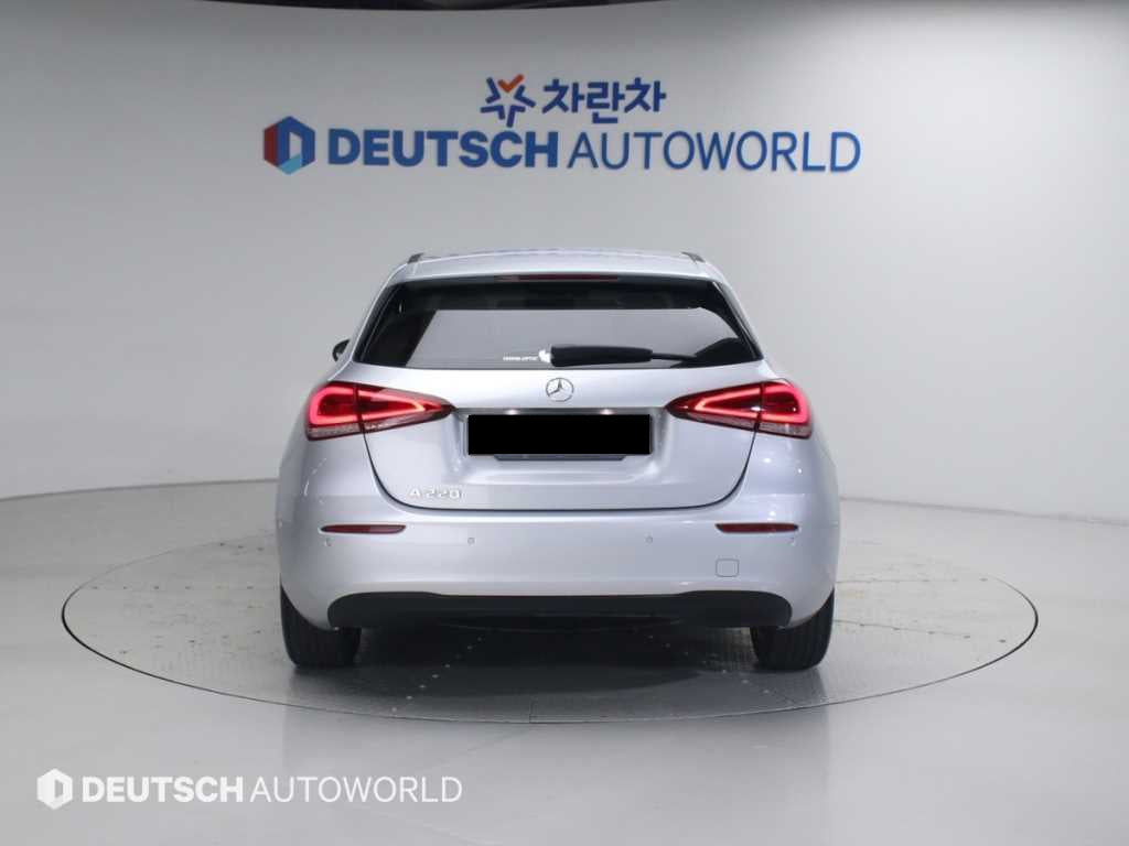 Mercedes-Benz A-Class — photo 04