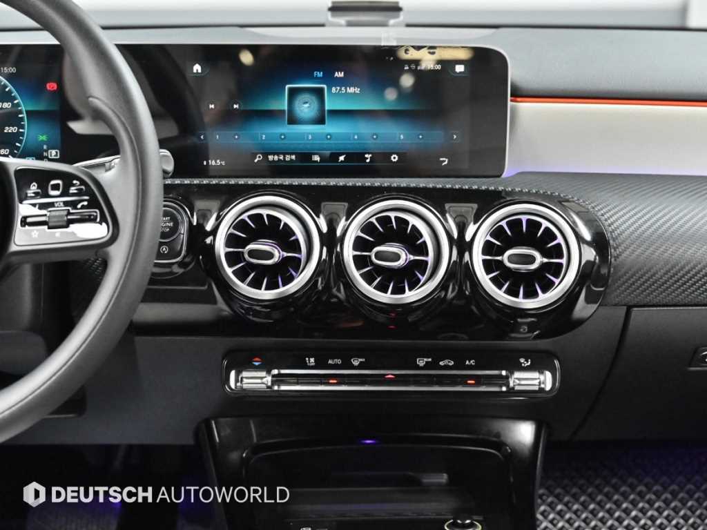 Mercedes-Benz A-Class — photo 14