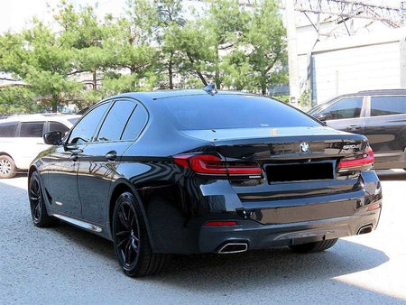 BMW 5-Series — photo 03