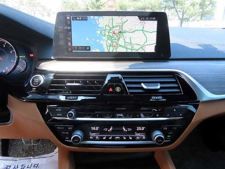 BMW 5-Series — photo 13