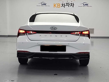 Hyundai Avante — photo 03