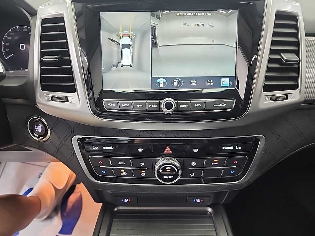 KGM Rexton — photo 10