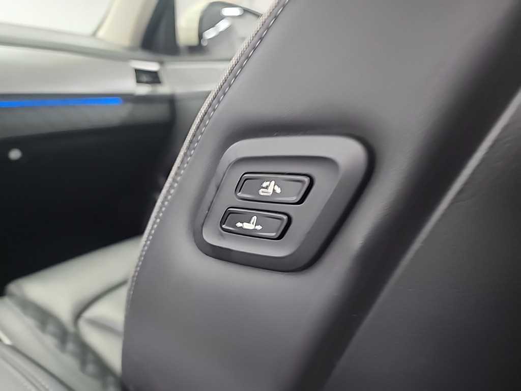 KGM Rexton — photo 14