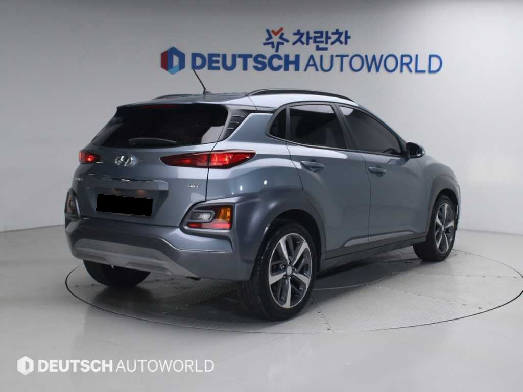Hyundai Kona — photo 02