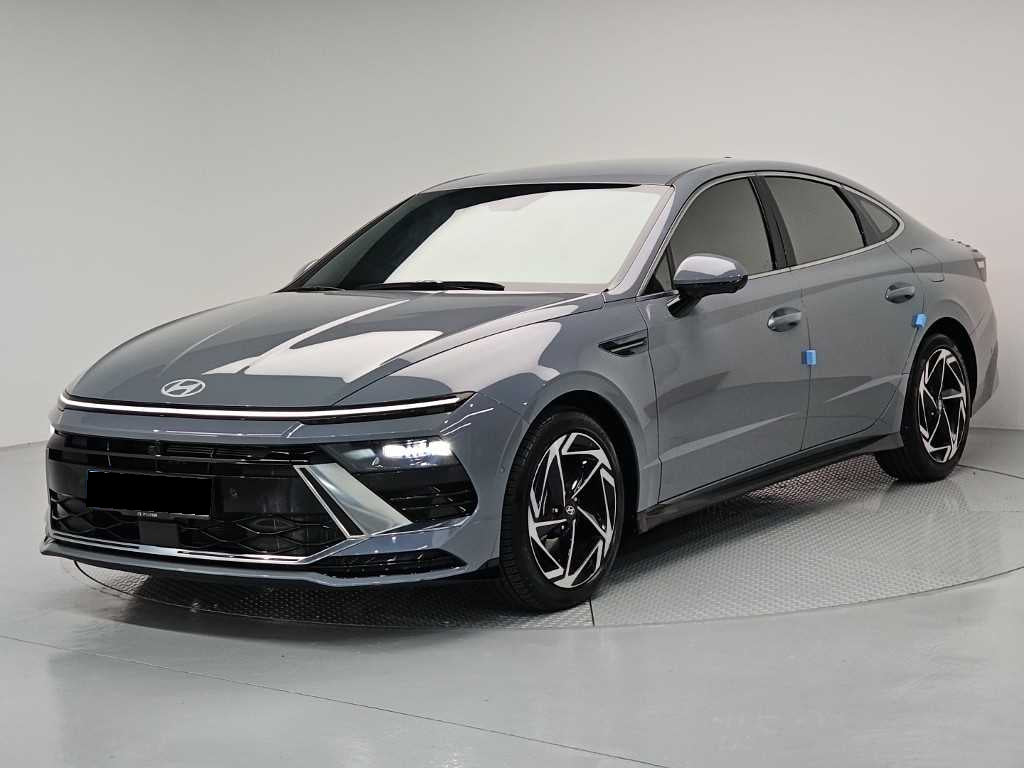 Hyundai Sonata — photo 01