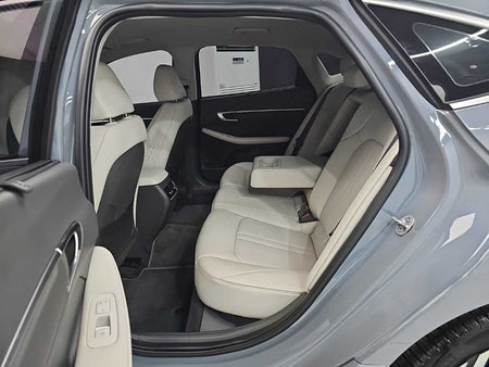 Hyundai Sonata — photo 12