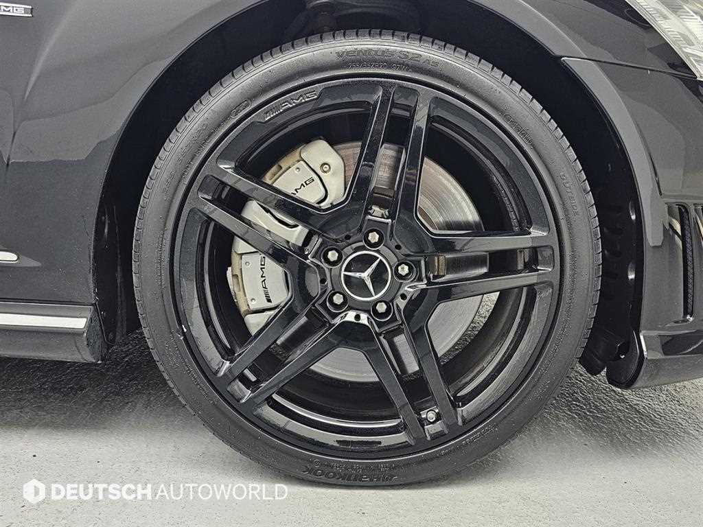 Mercedes-Benz S-Class — photo 05