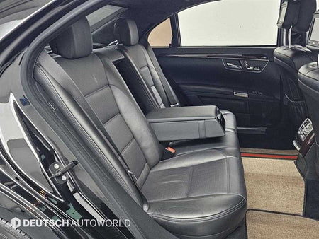 Mercedes-Benz S-Class — photo 12